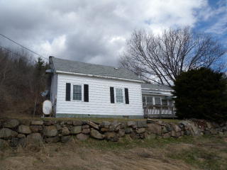 264 Ganong Dr, Saranac, NY 12981-3246