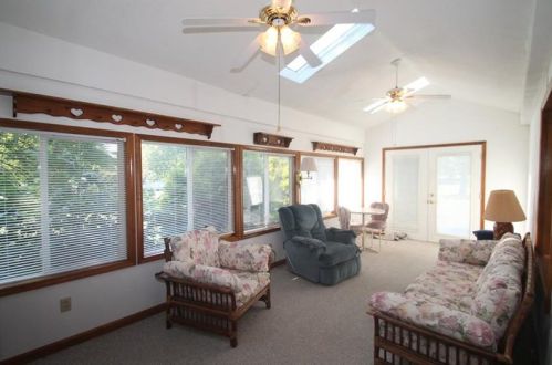 14580 Ridgecrest Dr, Linesville, PA 16424-5556