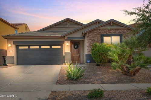 28305 44th Way, Cave Creek AZ  85331-3641 exterior