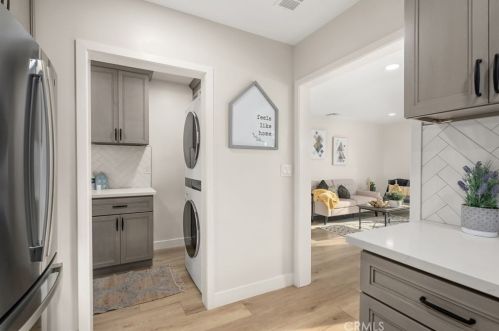 2485 Grandeur Ave, Altadena CA  91001-5548 exterior