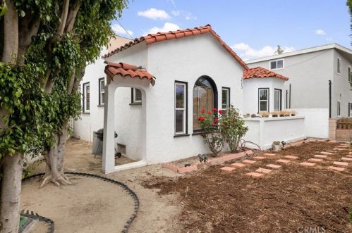 223 57th St, Long Beach CA  90805-4607 exterior