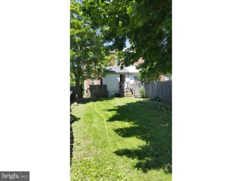 161 Main St, Richlandtown, PA 18955-1025