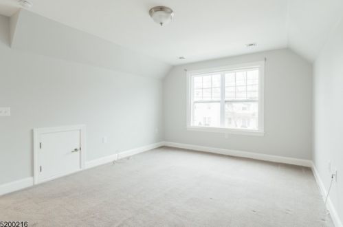 38 Walnut St, Little Falls NJ  07424-1402 exterior