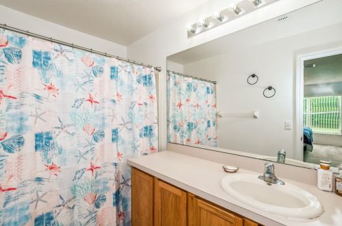 328 Grand Canal Dr, Kissimmee FL  34759-4344 exterior