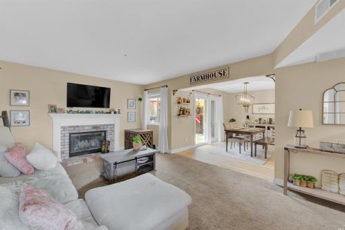 1718 Lindo St, Benicia CA  94510-2338 exterior