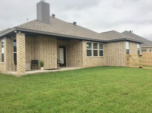 9103 Anna St, Needville, TX 77461-7902