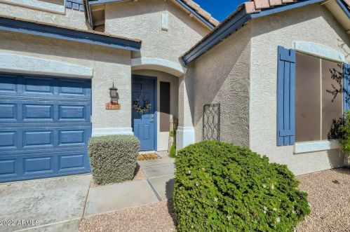 4754 Bellerive Dr, Chandler, AZ 85249-7019