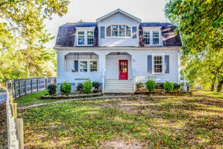 112 5th St, Maryville, TN 37804-2968