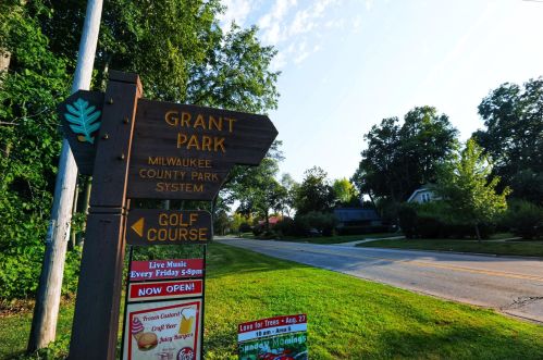 3682 Ramsey Ave, Cudahy WI 53110-3000 exterior