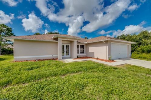 2511 42nd St, Lehigh Acres, FL 33976-4740
