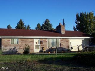 11 Hadley Dr, Yakima, WA 98908-9669