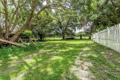 1128 Chert Rock Trl, Wimauma FL  33598-6306 exterior