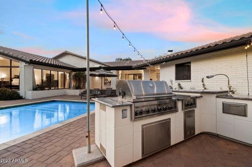 3301 Rovey Ave, Scottsdale AZ 85250-5824 exterior