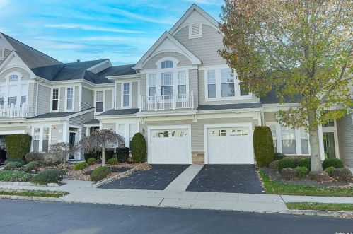 63 Symphony Dr, Lake Grove, NY 11755-1313