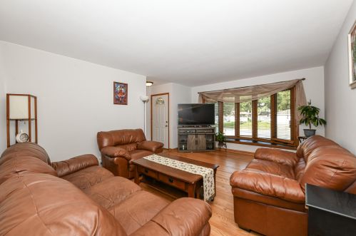 5728 Indiana Ave, Cudahy, WI 53110-2439