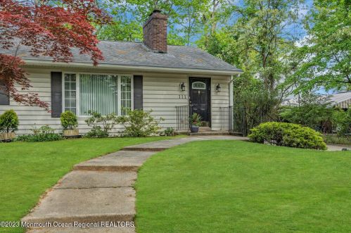 111 Autumn Rd, Lakewood NJ  08701-1622 exterior