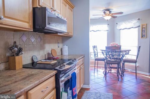 15 Fox Meadow Cir, Erial NJ  08081-1100 exterior