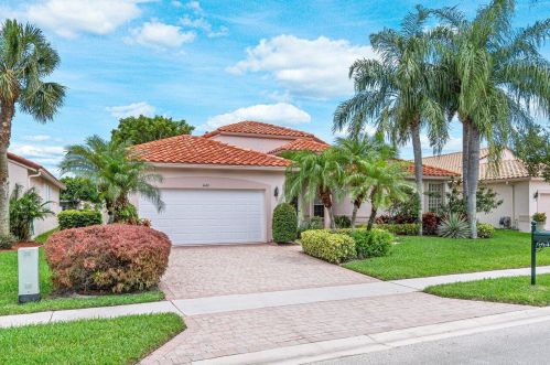6640 Catania Dr, Boynton Beach FL  33472-7354 exterior