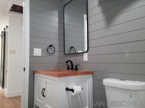 6255 Primrose Dr, La Mesa CA  91942-4030 exterior