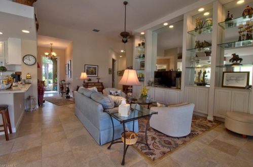 8515 Alessandria Ct, Naples FL  34114-2702 exterior
