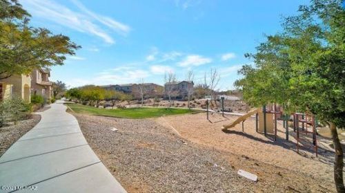 10928 Midnight Moon Ln, Tucson, AZ 85747-9563