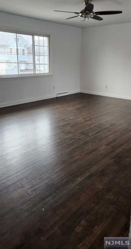 41 College Pl, Ridgefield Park NJ  07660-2203 exterior