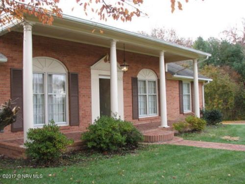 1400 English Forest Rd, Snowville, VA 24301-3008