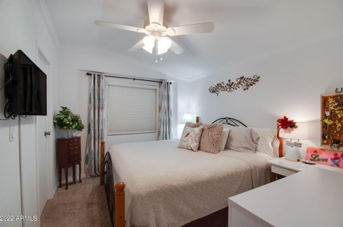 6233 Pinehurst Dr, Chandler AZ  85249-4038 exterior