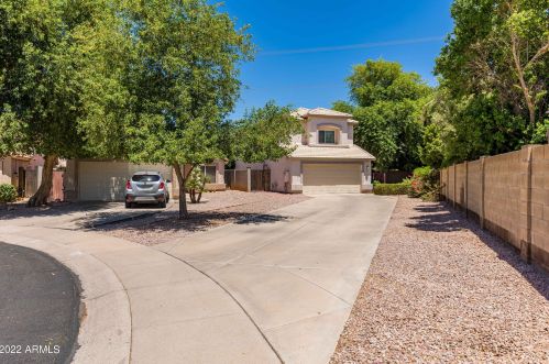 1390 Vaughn Ave, Gilbert, AZ 85234-1017