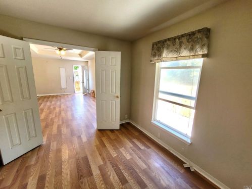 14 Ellie Dr, Santa Rosa CA  95403-1111 exterior