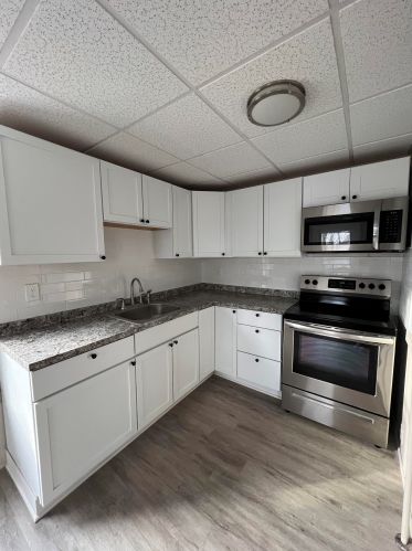 59 Oak St, Dover NH  03820-2828 exterior