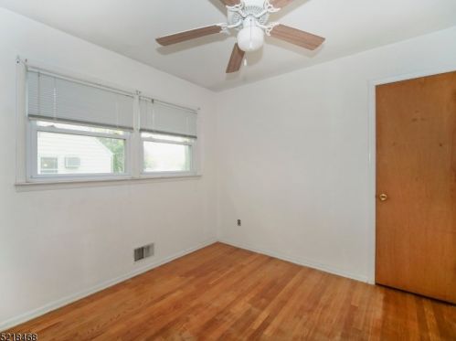 80 Star St, Iselin NJ  08830-1860 exterior