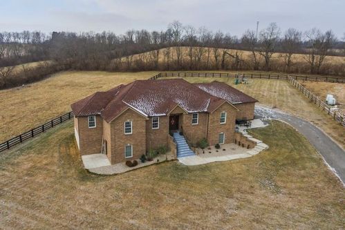 306 Terra Bianca Dr, Nicholasville KY  40356-8031 exterior