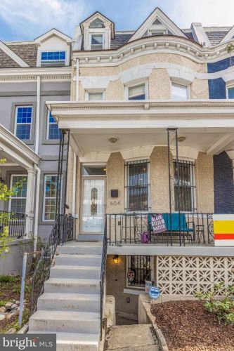 604 Harvard St, Washington DC  20001-2910 exterior