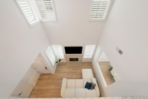 13529 Jadestone Way, San Diego CA  92130-2828 exterior