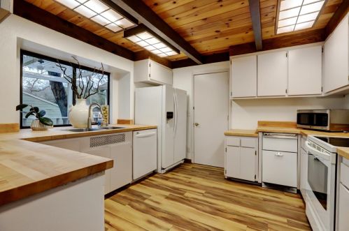 19007 Chickadee Ct, Lake Wildwood CA  95946-9644 exterior