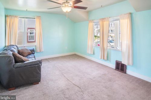 504 High St, Hanover, PA 17331-3921