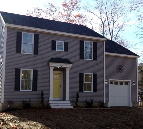 34 Tibbetts Rd, Fremont NH  03044-3573 exterior