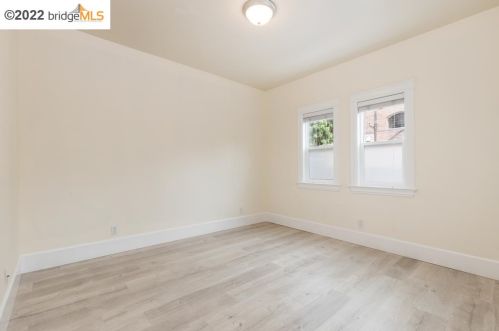 534 25th St, Oakland CA  94606-4145 exterior