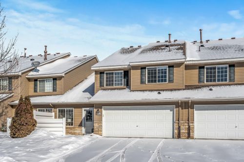 8386 Delaney Dr, South Saint Paul, MN 55076-2645