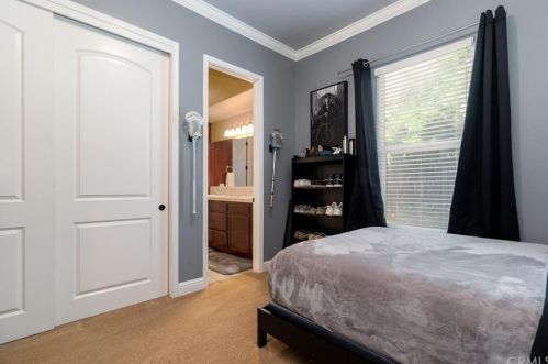 416 Southbury Ln, Chico CA  95973-8230 exterior