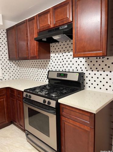 32 Bedford St, Wheatley Heights NY  11798-3904 exterior