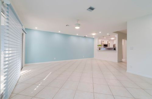 1208 Ocean Dunes Cir, Jupiter FL  33477-9129 exterior