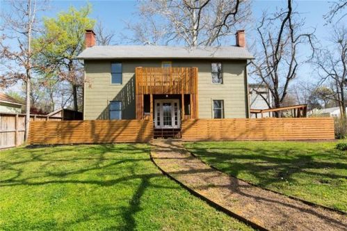 420 Rebecca St, Fayetteville, AR 72701-3537