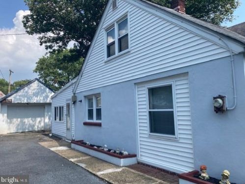 108 Pennewill Dr, New Castle, DE 19720-1836