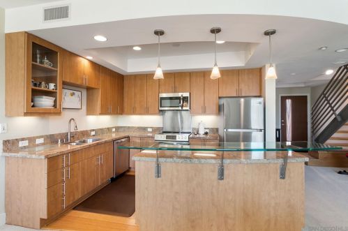 3980 9th Ave, San Diego, CA 92103-3244