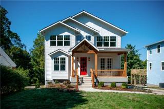 1010 Battlefield Dr, Nashville, TN 37204-2920