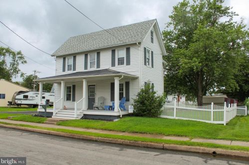 100 Liberty St, Harrington DE  19952-1206 exterior