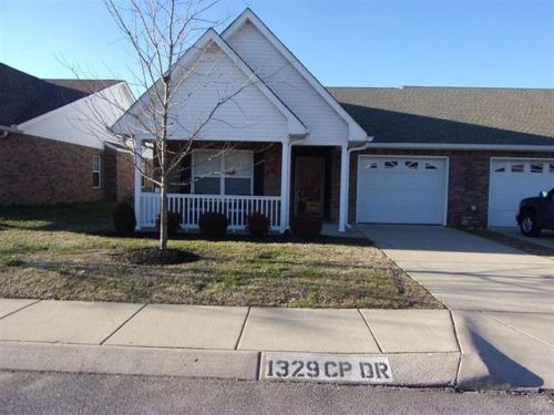 1329 Crofton Park Dr, Columbia, TN 38401-4669
