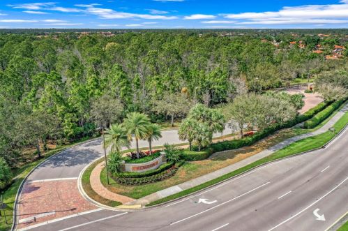 7930 Cordoba Pl, Naples, FL 34113-8747